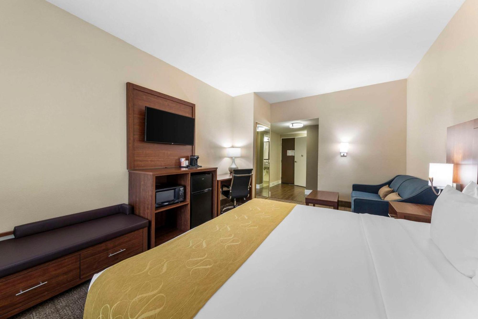 Comfort Suites Tulare Zewnętrze zdjęcie