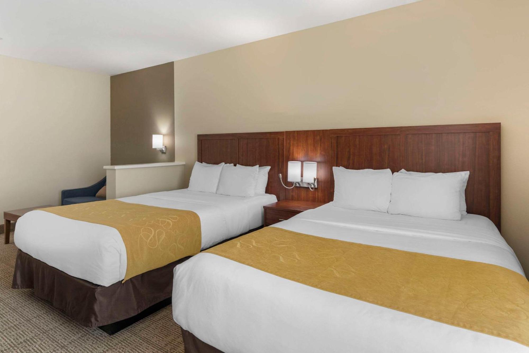 Comfort Suites Tulare Zewnętrze zdjęcie