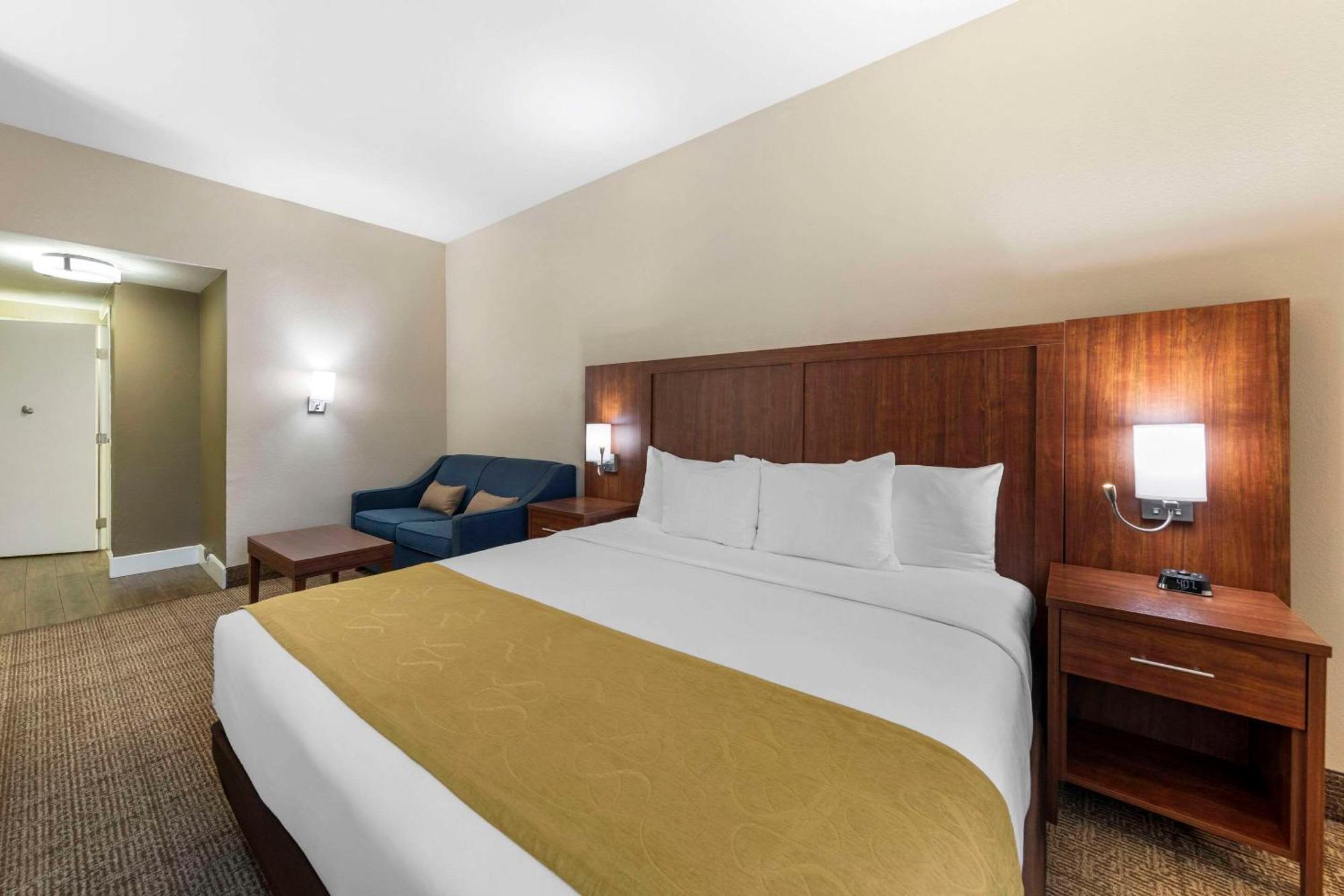 Comfort Suites Tulare Zewnętrze zdjęcie