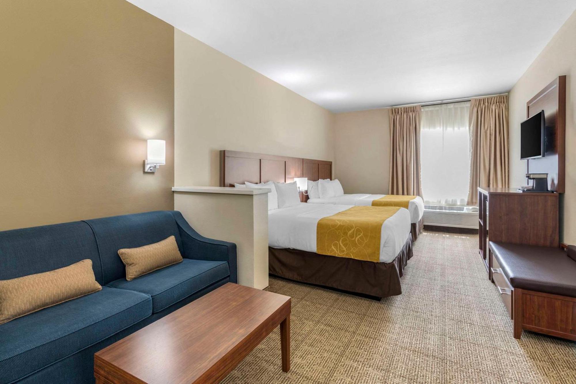 Comfort Suites Tulare Zewnętrze zdjęcie