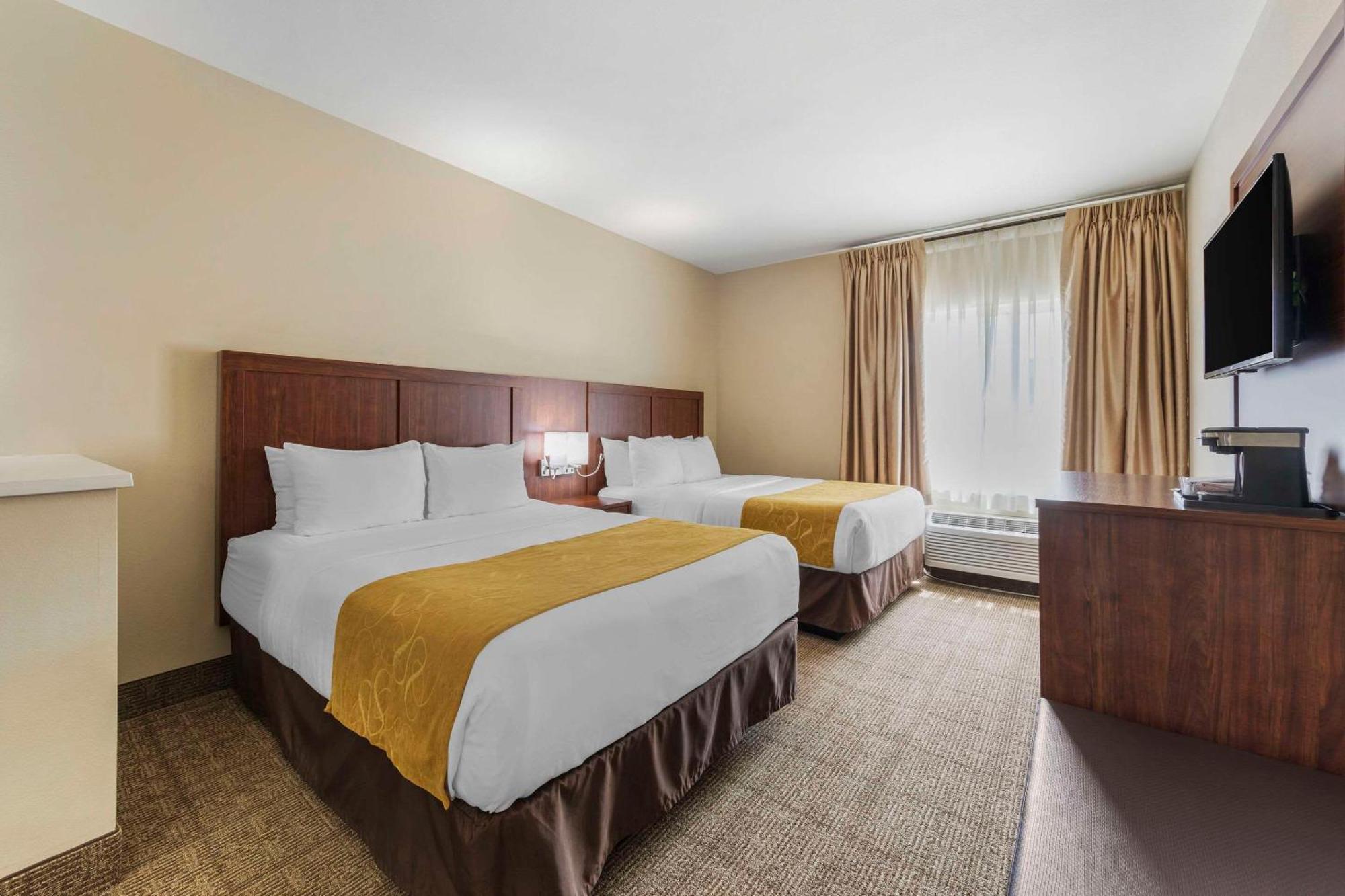 Comfort Suites Tulare Zewnętrze zdjęcie